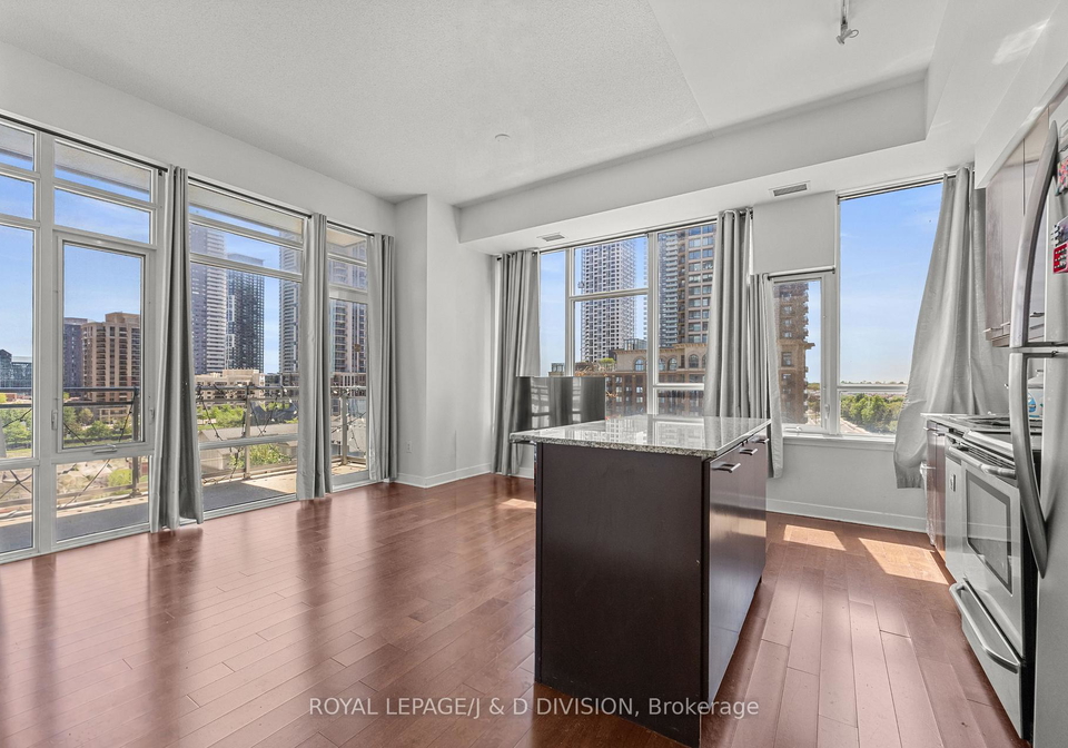 360-square-one-drive-mississauga-ontario-w13220900
