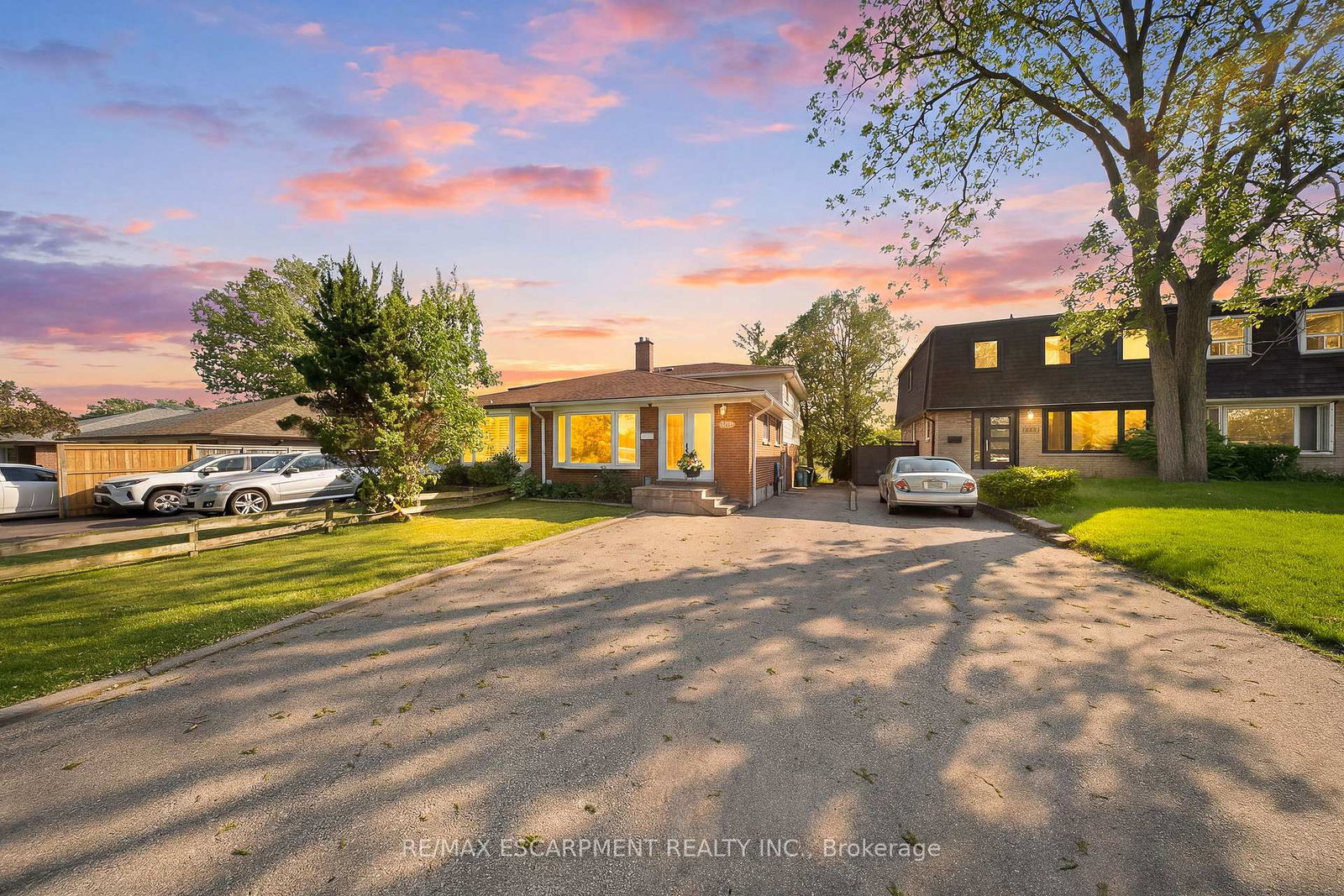 1251-fairdale-drive-mississauga-ontario-w13220948