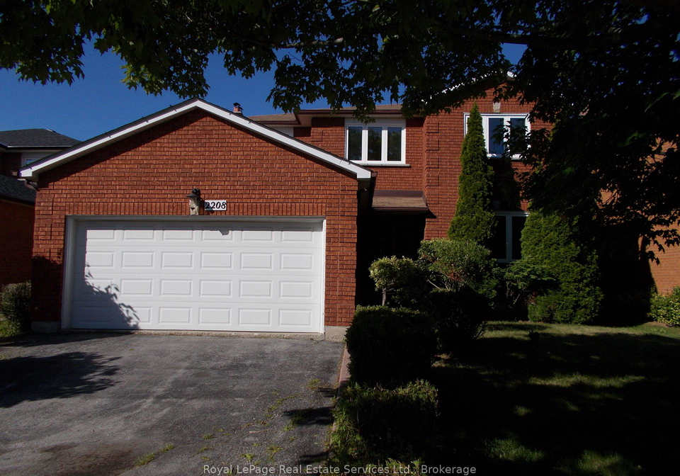 2208-golden-briar-trail-oakville-ontario-w13221060