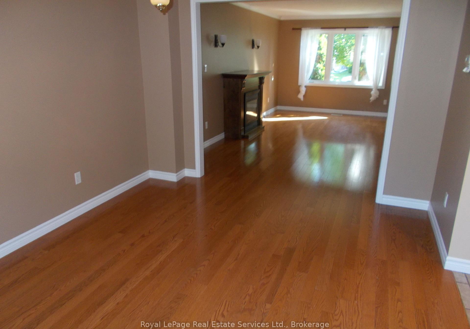 2208-golden-briar-trail-oakville-ontario-w13221060