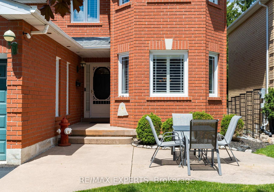 45-sunkist-valley-road-caledon-ontario-w13221100
