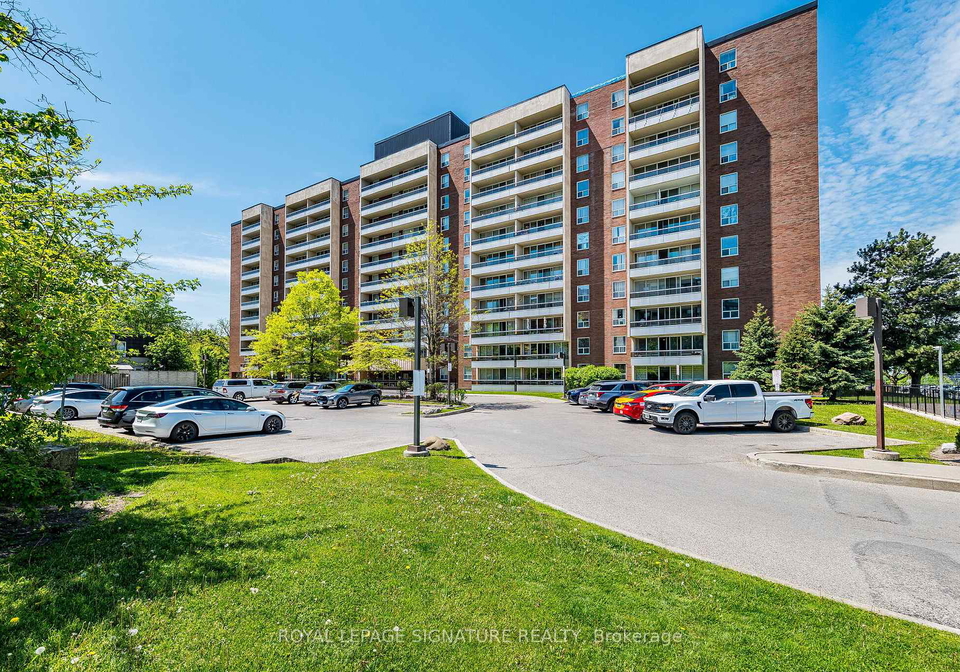 25-four-winds-drive-york-ontario-w13221226