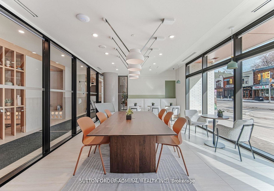 1660-bloor-street-toronto-ontario-w13221340