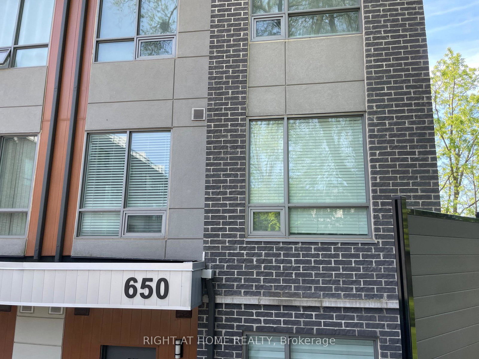 650-atwater-avenue-mississauga-ontario-w13221506