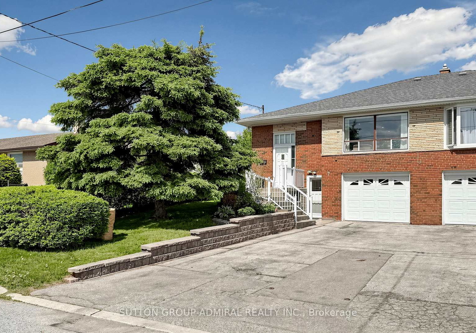 7-whitbread-crescent-york-ontario-w13221968