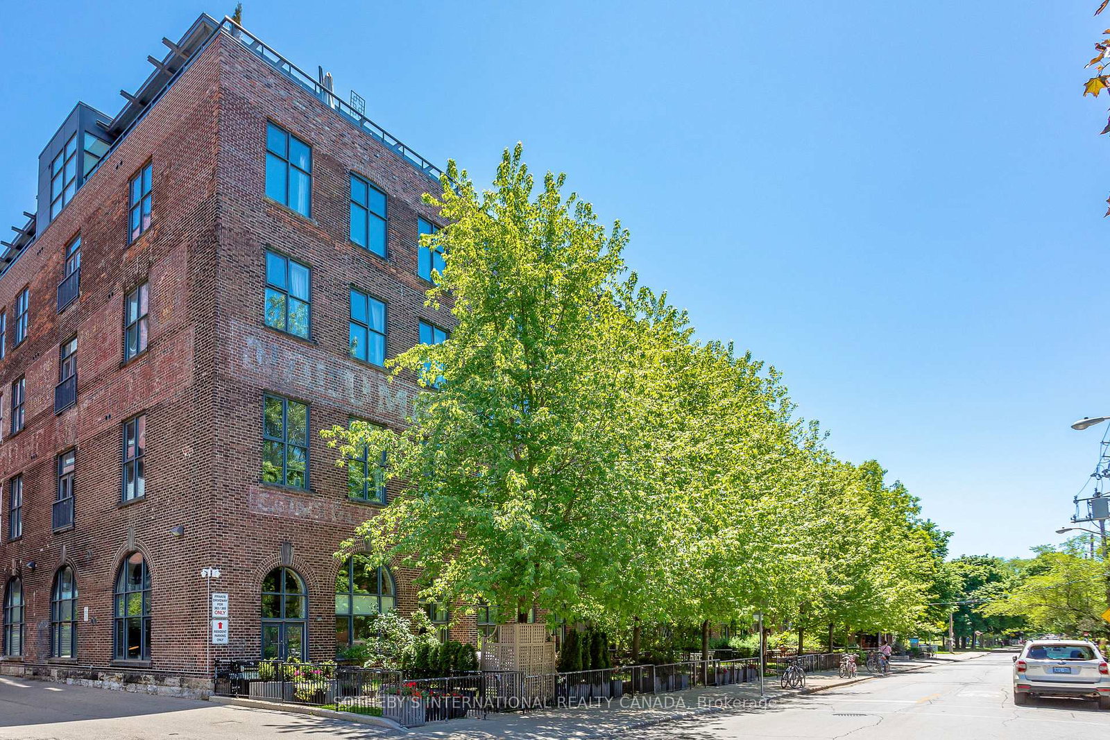 369-sorauren-avenue-toronto-ontario-w13222360