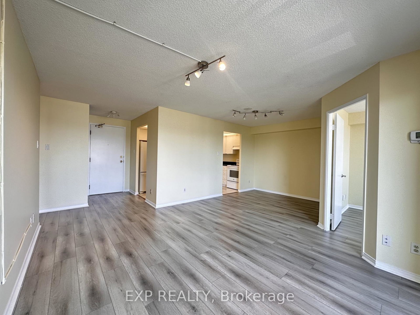 115-hillcrest-avenue-mississauga-ontario-w13222420