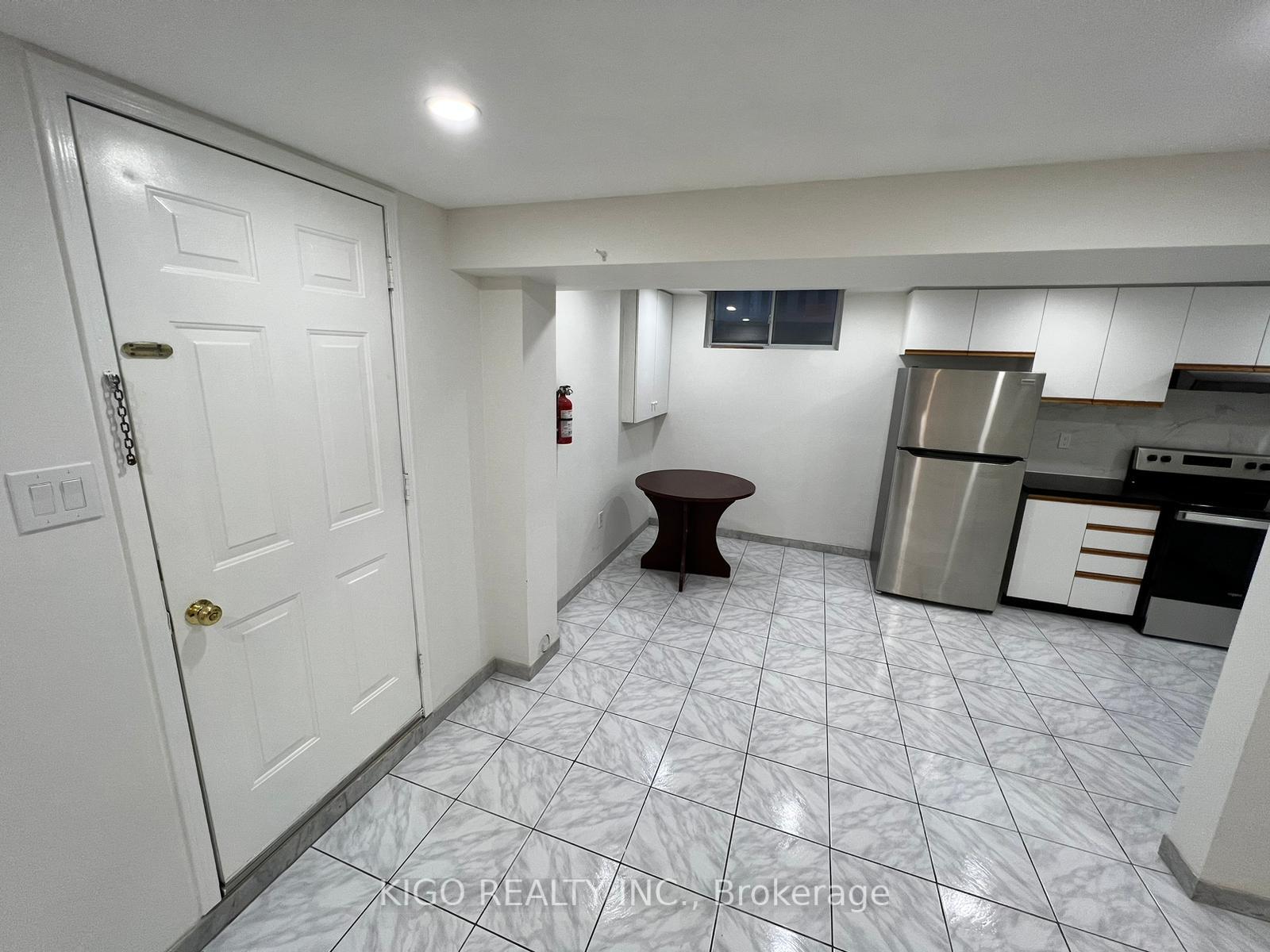 5907-ladyburn-crescent-mississauga-ontario-w13222452