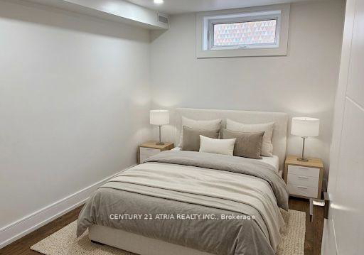 678-tretheway-drive-e-north-york-ontario-w13222624