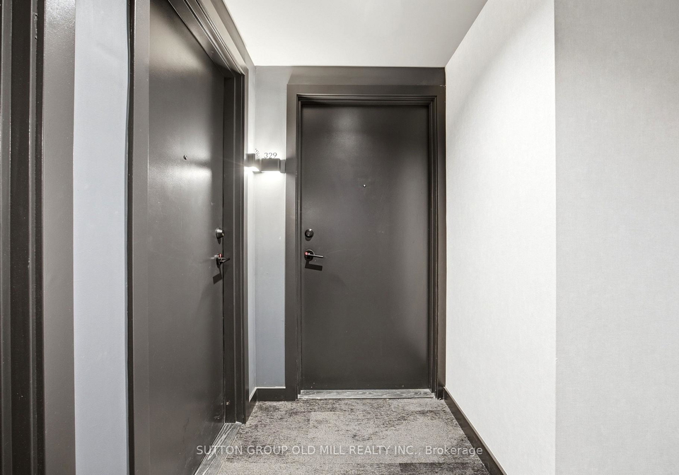 689-the-queensway-etobicoke-ontario-w13222788