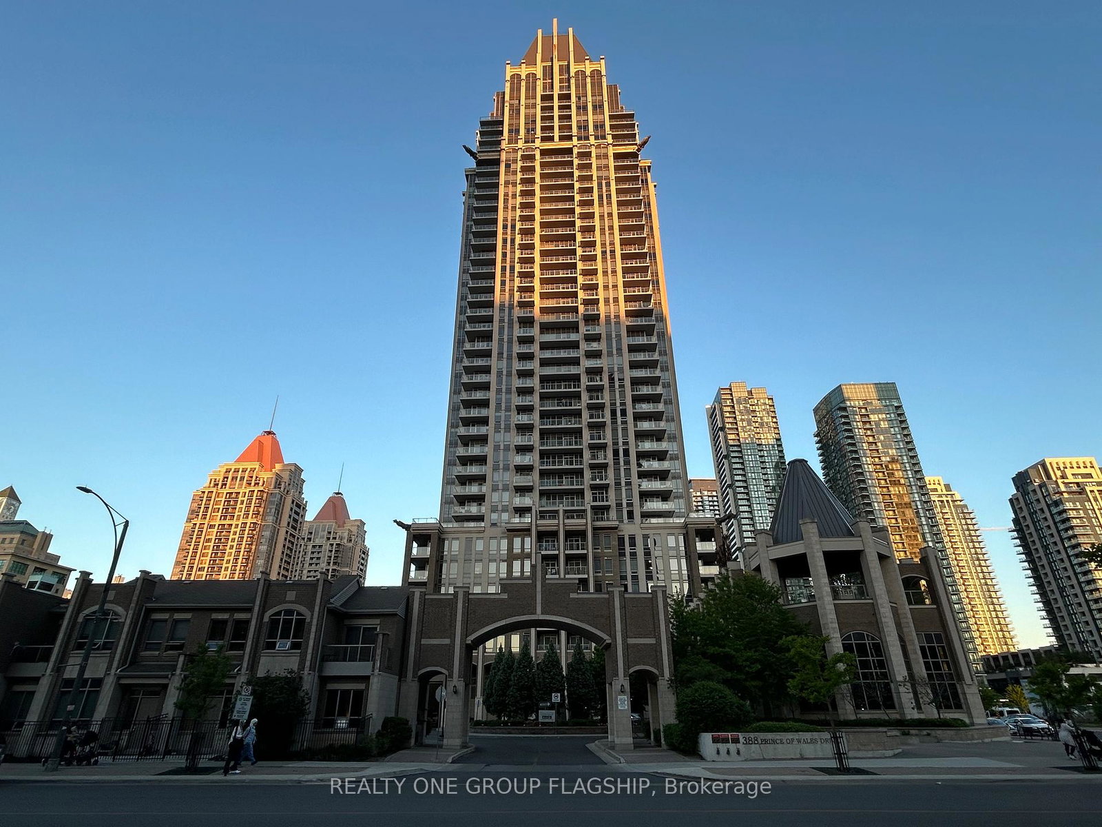 388-prince-of-wales-drive-mississauga-ontario-w13222910