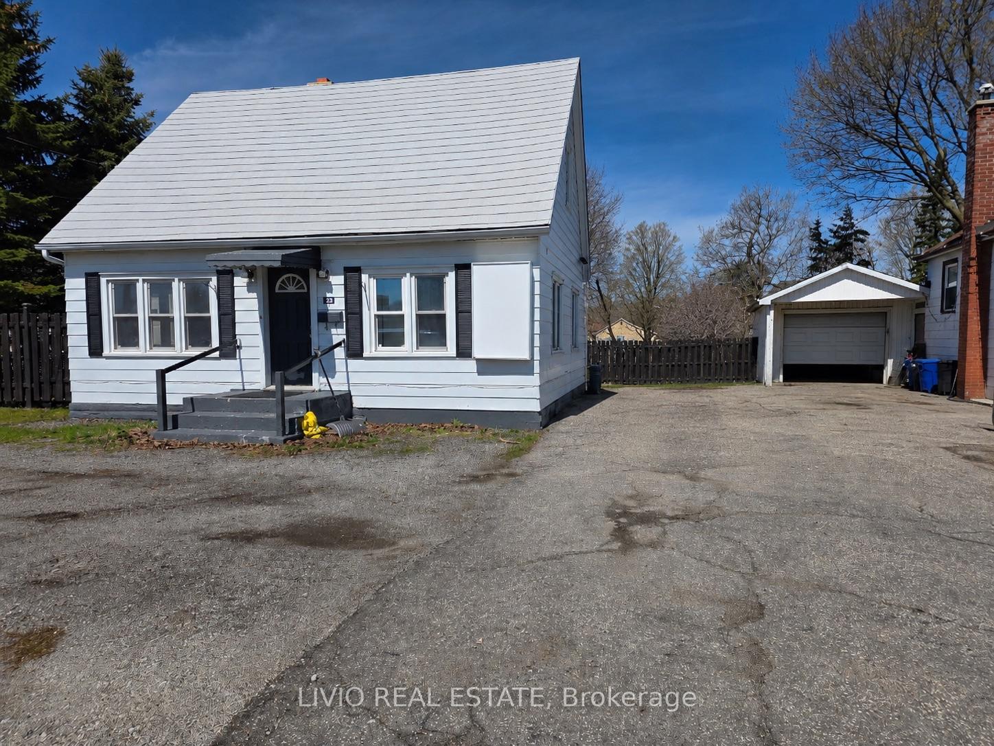 323-queen-street-e-halton-hills-ontario-w13223058