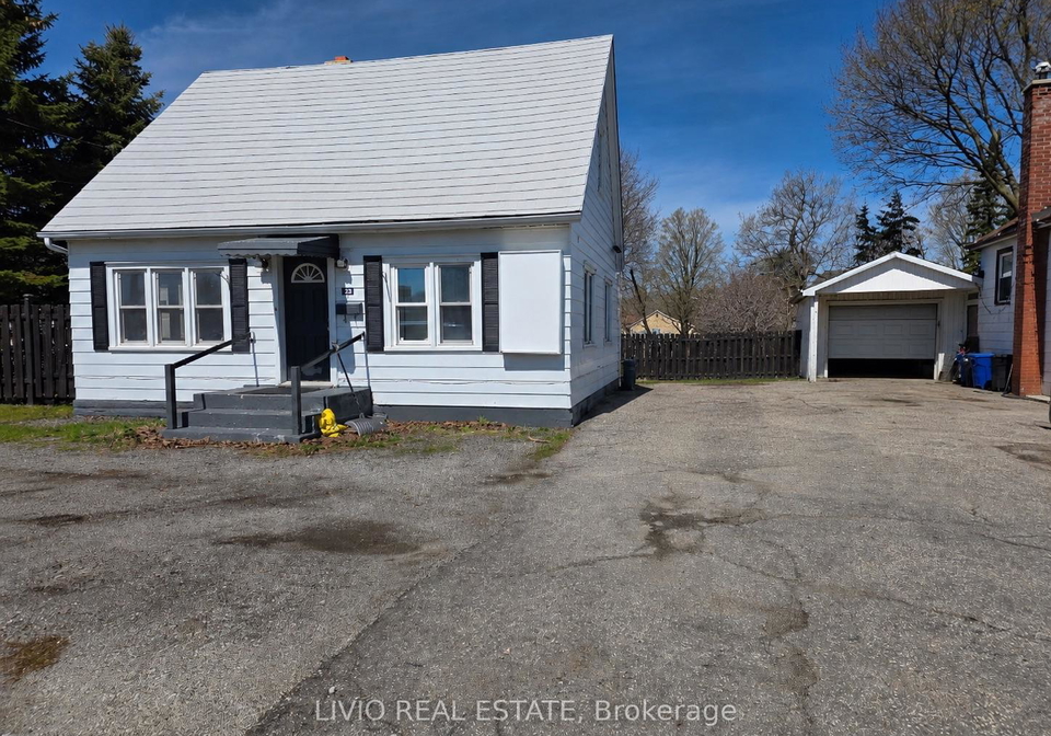 323-queen-street-e-halton-hills-ontario-w13223058