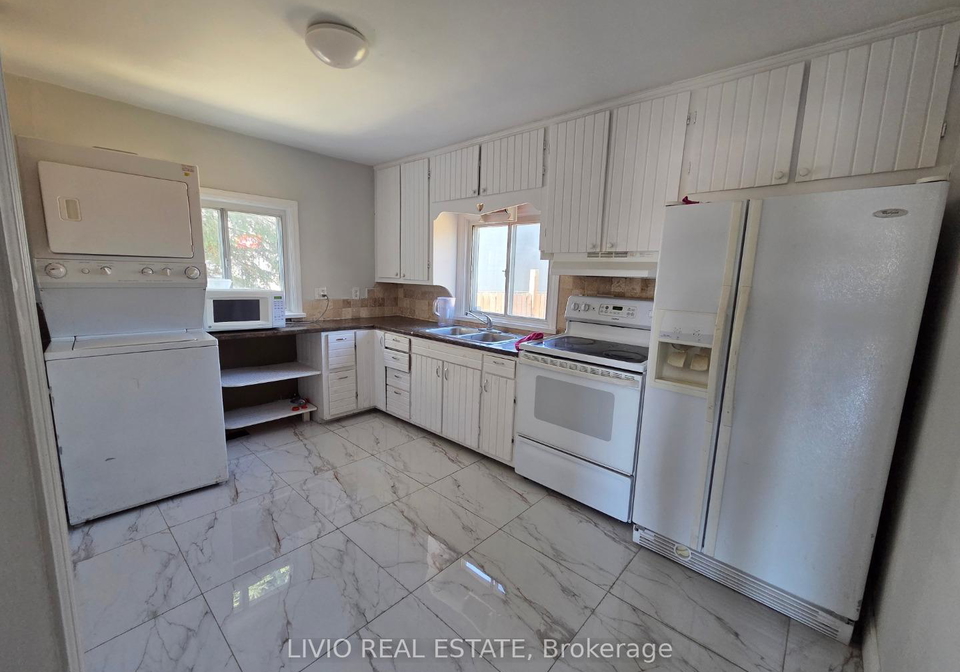 323-queen-street-e-halton-hills-ontario-w13223058