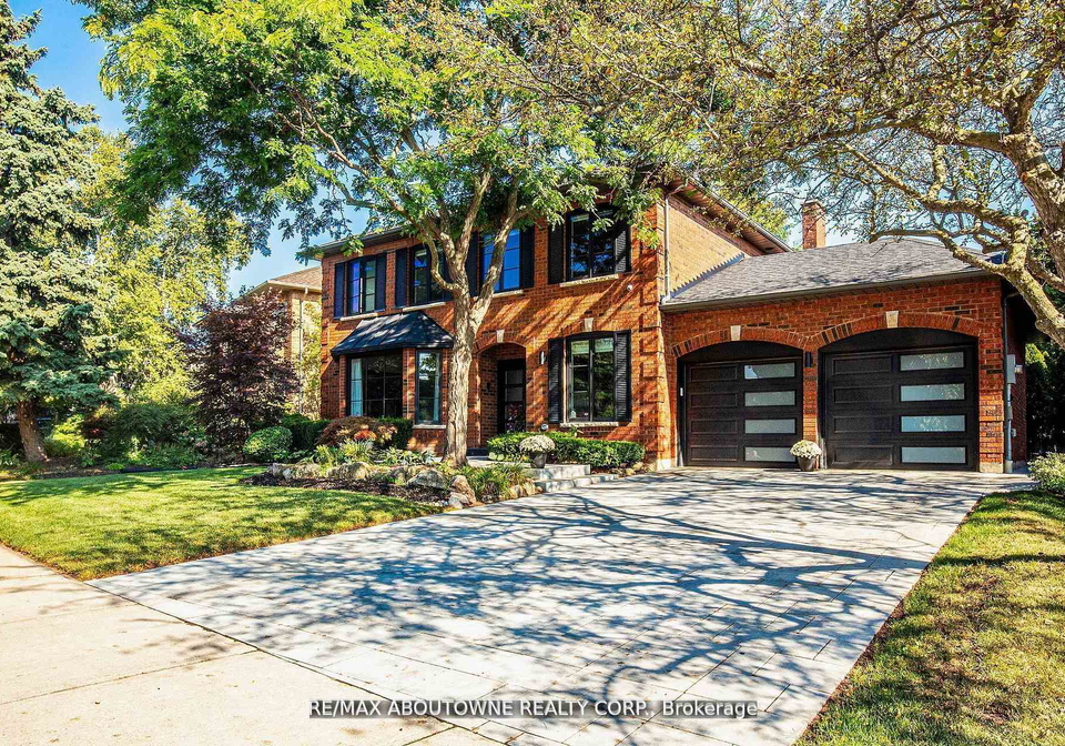 1319-greeneagle-drive-oakville-ontario-w13223086