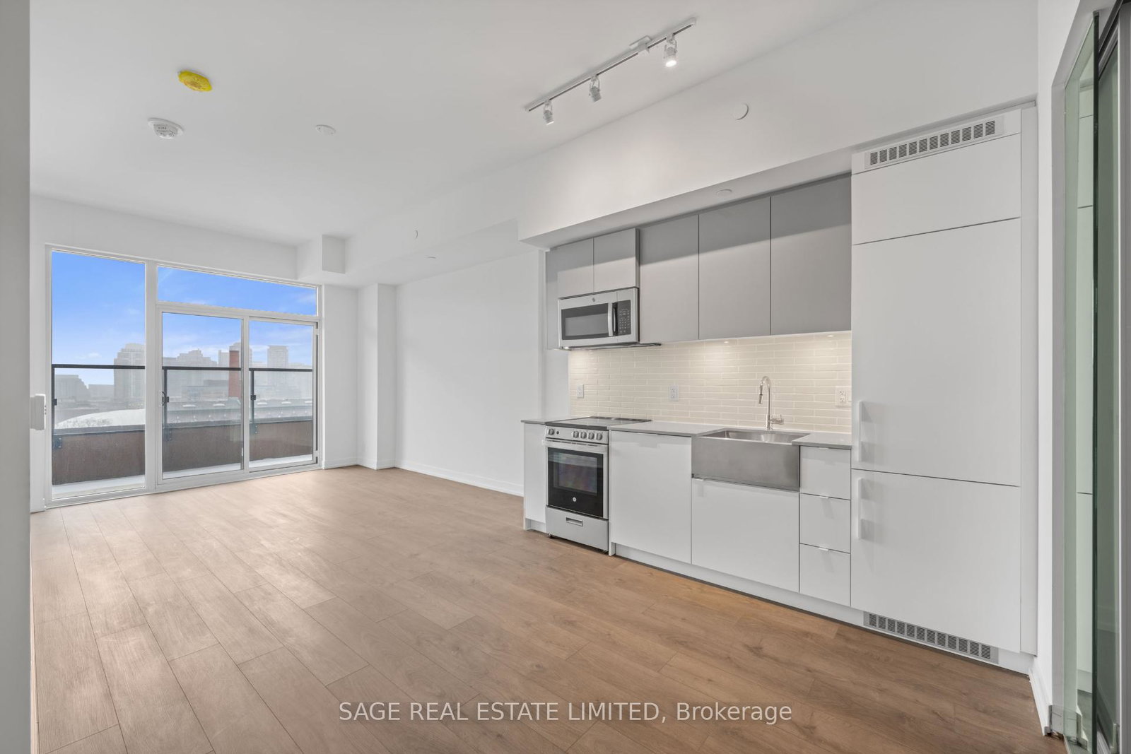270-dufferin-street-toronto-ontario-w13223188