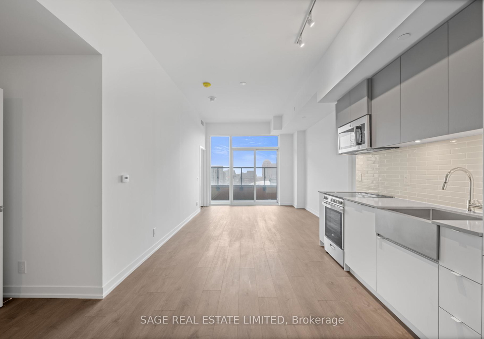 270-dufferin-street-toronto-ontario-w13223188