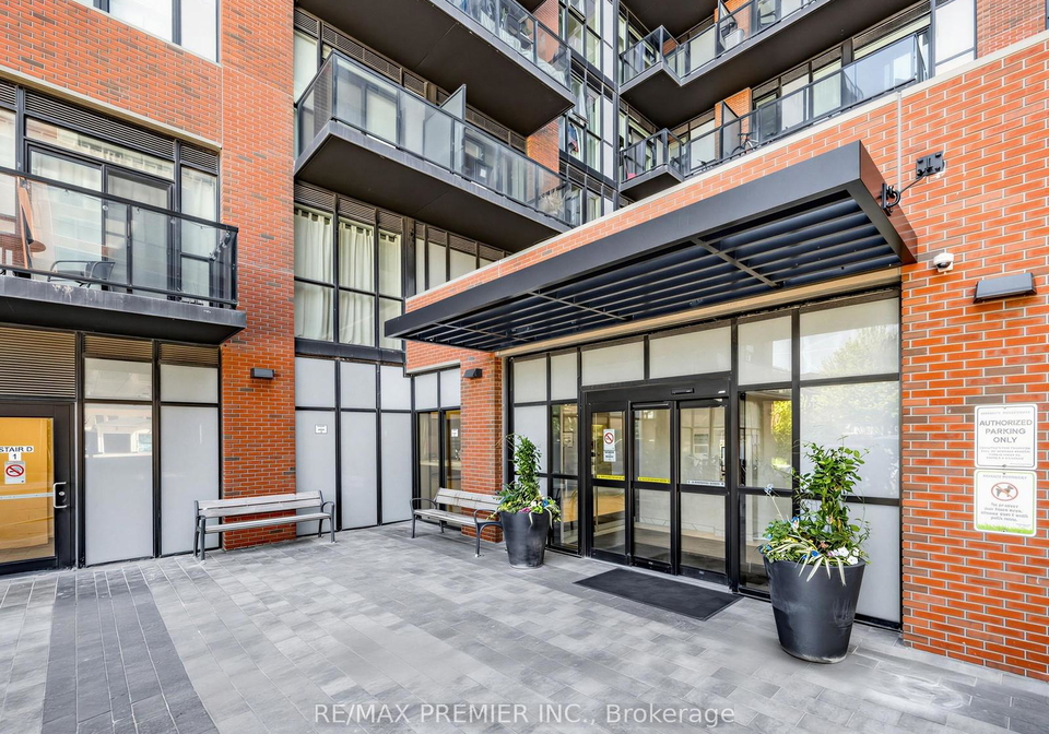2300-st-clair-avenue-w-toronto-ontario-w13223546