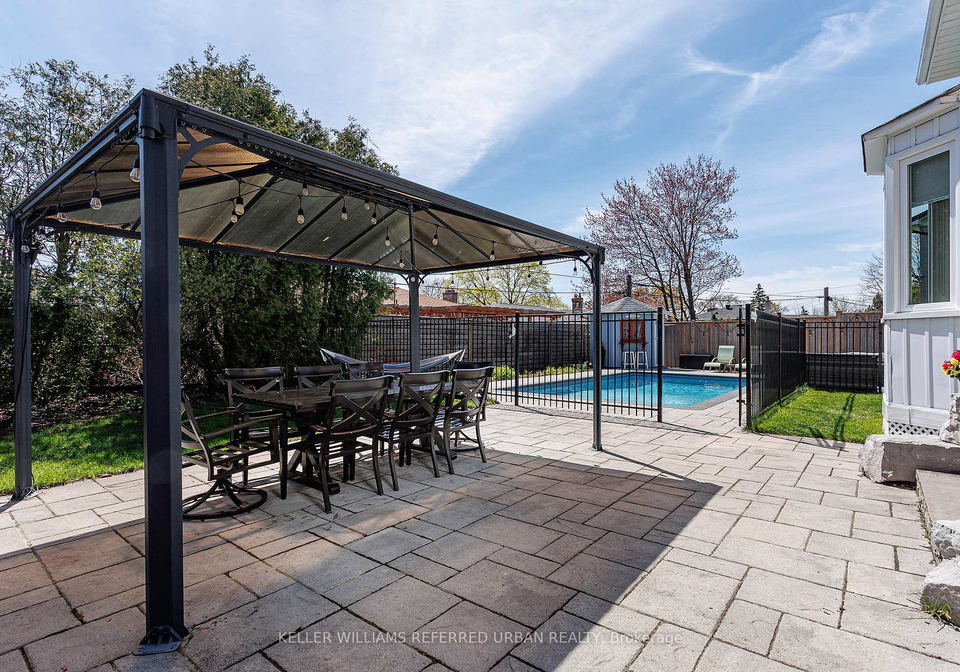 8-markwood-crescent-etobicoke-ontario-w13223848