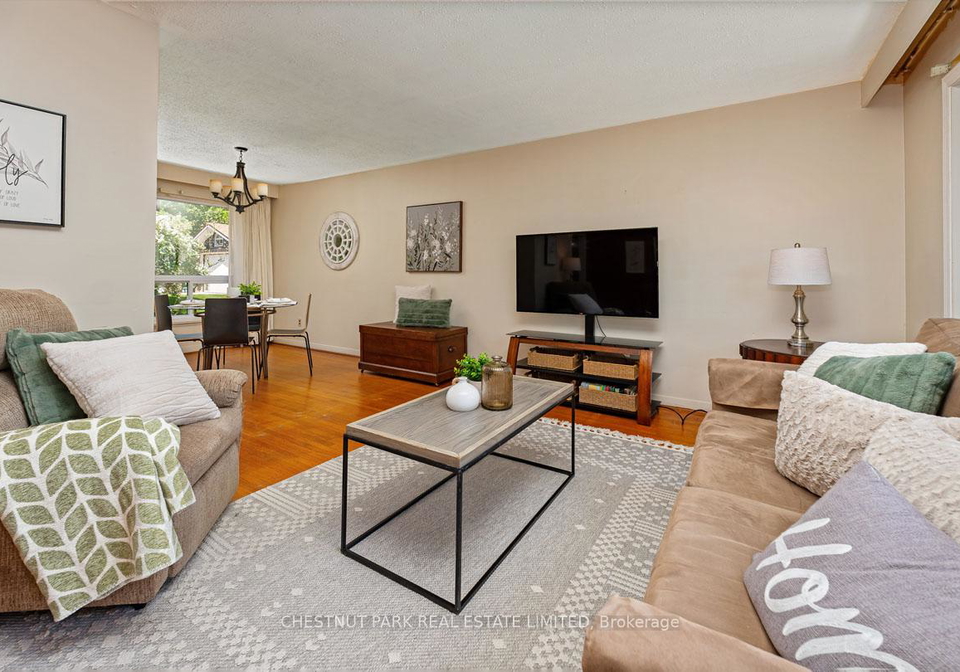 14-vanderbrent-crescent-etobicoke-ontario-w13223850