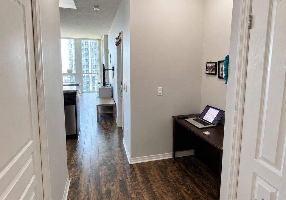 220-burnhamthorpe-road-w-mississauga-ontario-w13223884