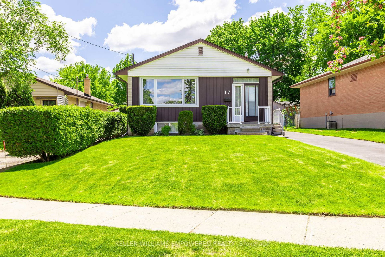 17-checkendon-drive-etobicoke-ontario-w13224110