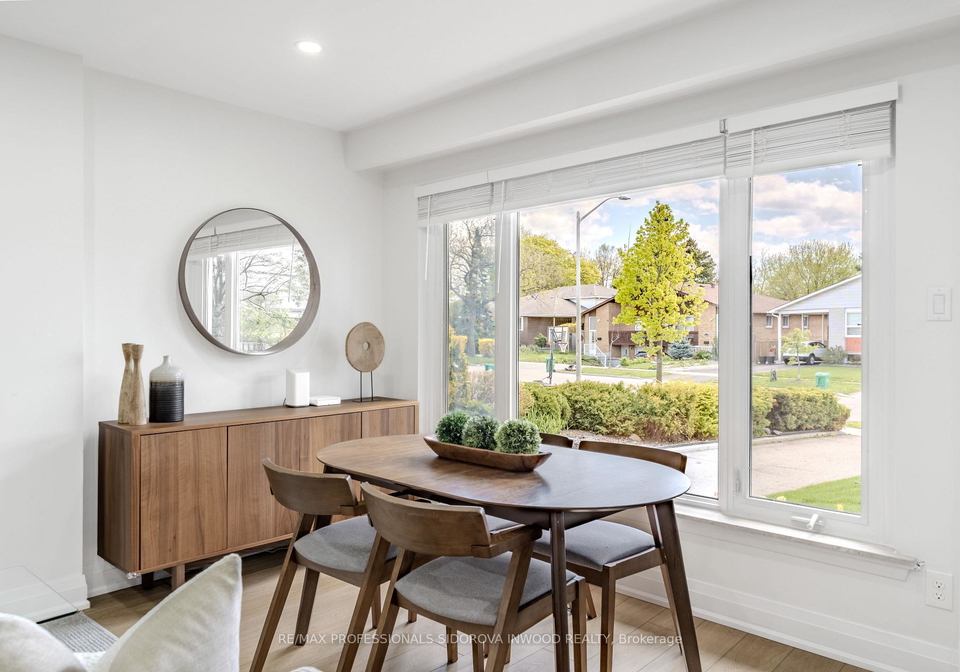 2365-delkus-crescent-mississauga-ontario-w13224298