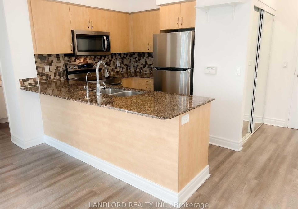 2240-lakeshore-boulevard-w-etobicoke-ontario-w13224520
