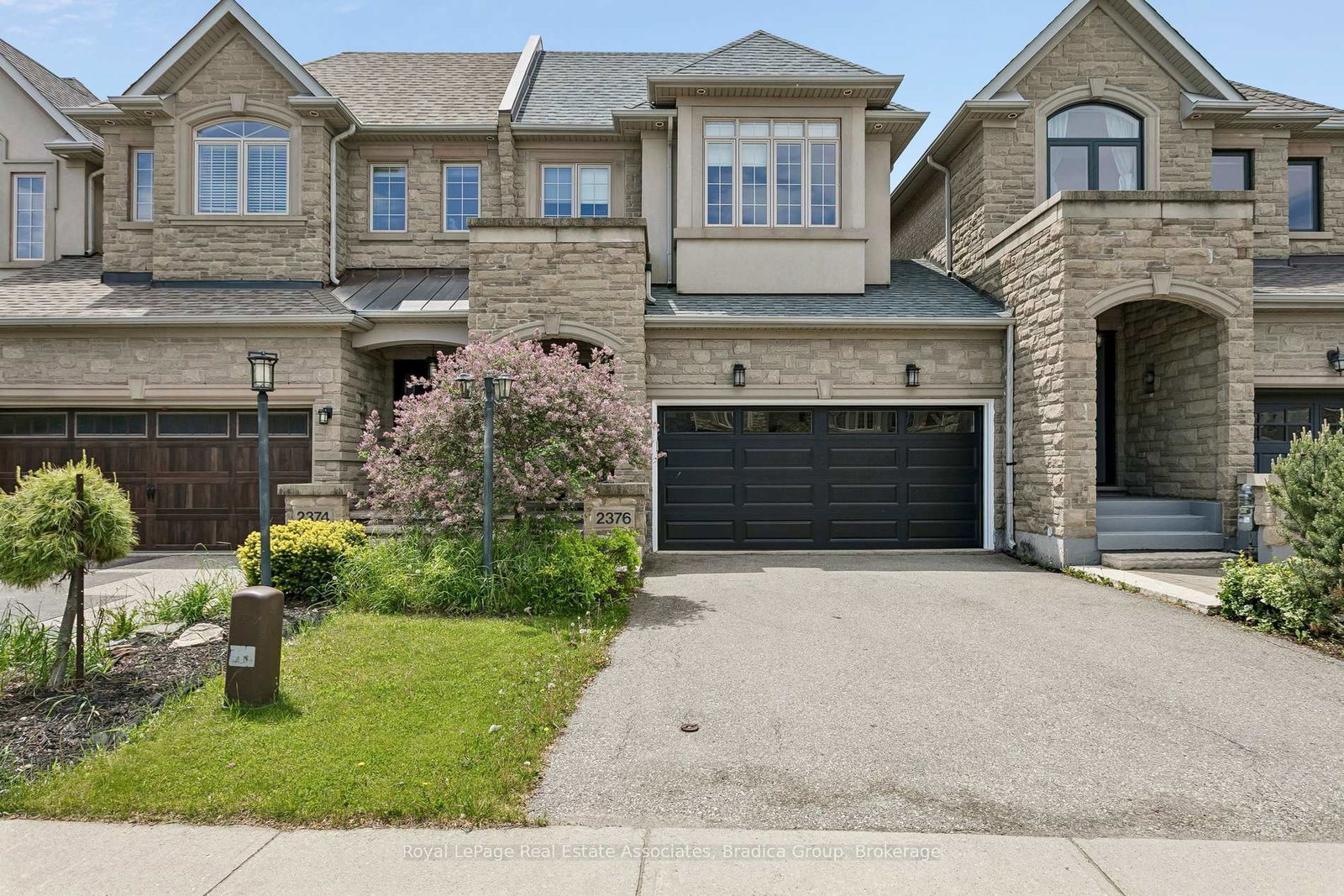 2376-wasaga-drive-oakville-ontario-w13224676