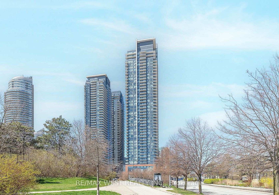 2200-lakeshore-boulevard-etobicoke-ontario-w13224844