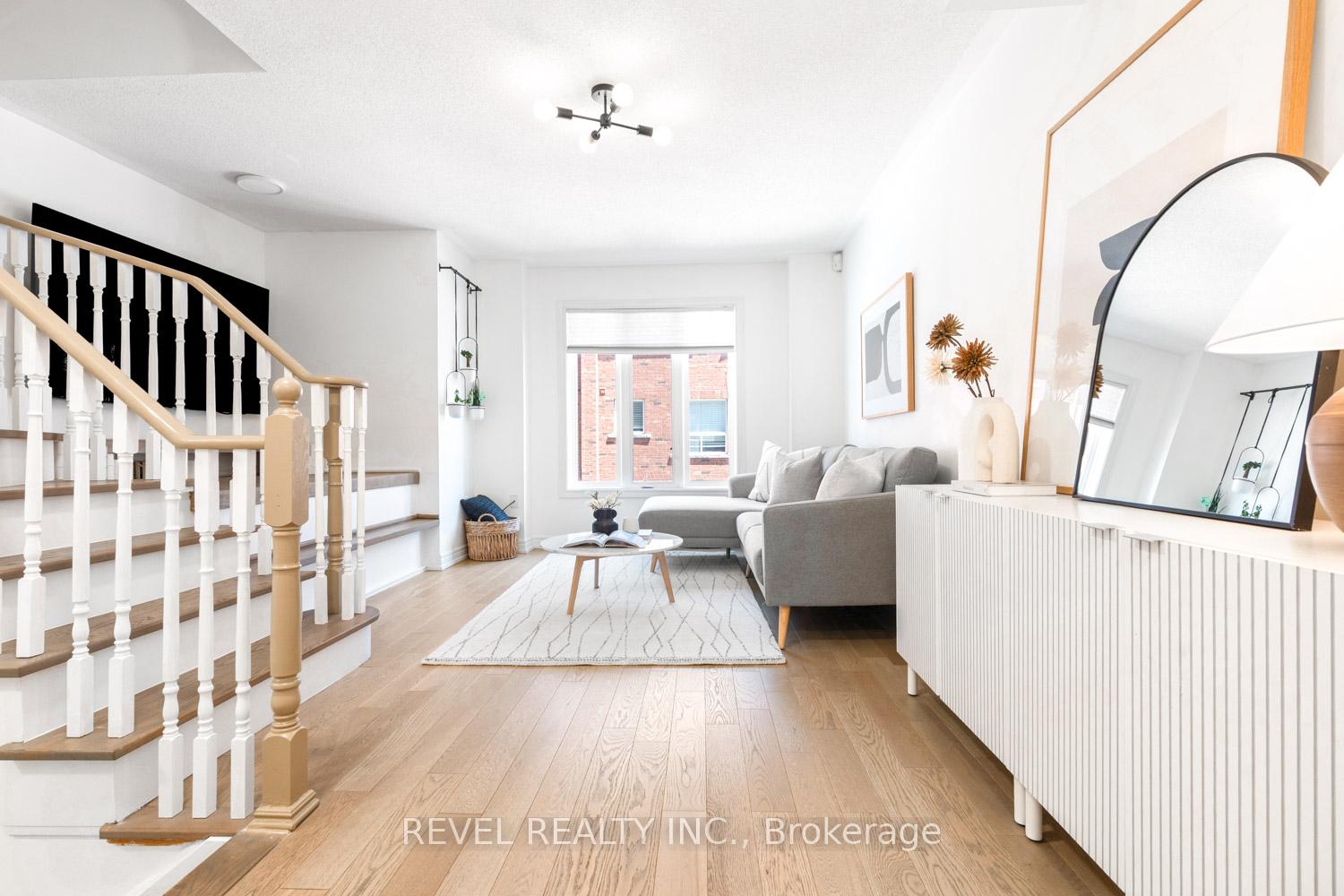 8-grogan-mews-toronto-ontario-w13224960