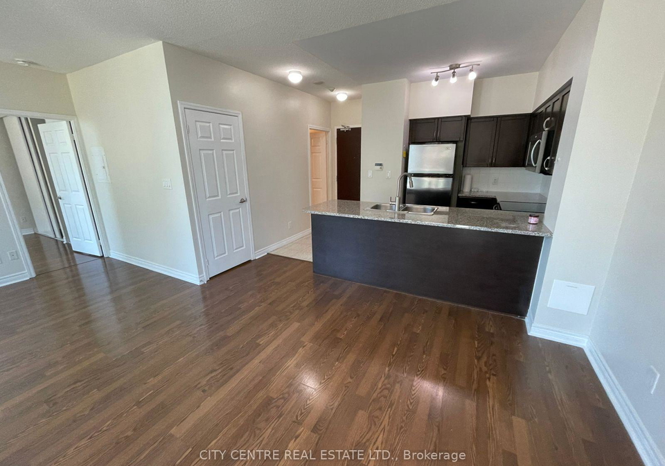 208-enfield-place-mississauga-ontario-w13224978