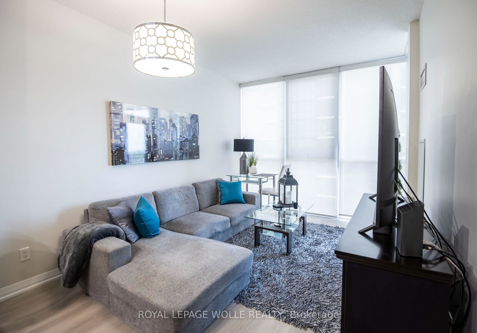 75-eglinton-avenue-w-mississauga-ontario-w13225324