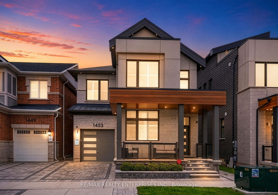 1453-varelas-passage-oakville-ontario-w13225398