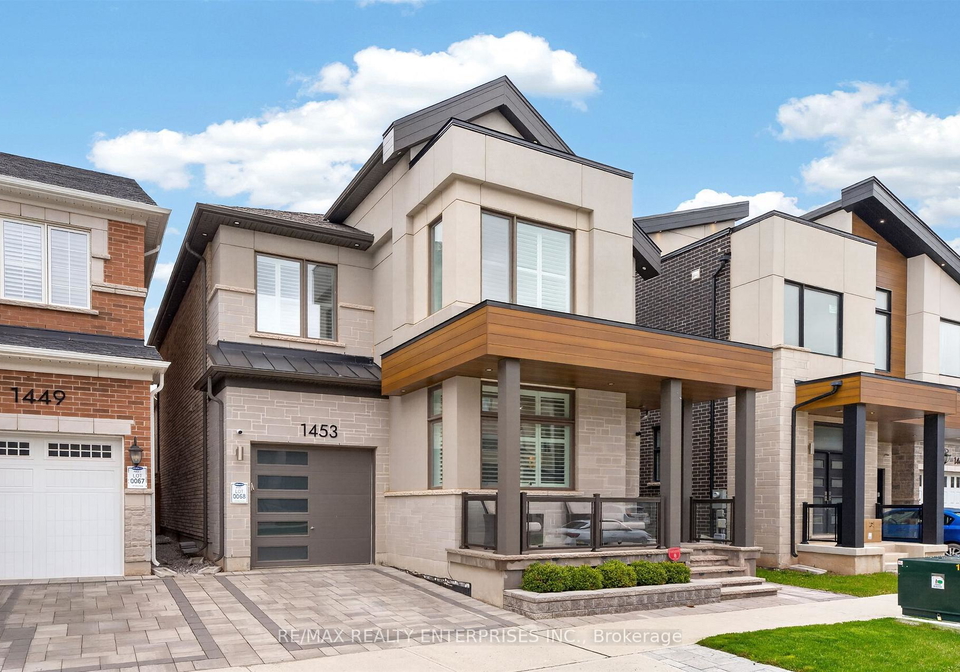 1453-varelas-passage-oakville-ontario-w13225398