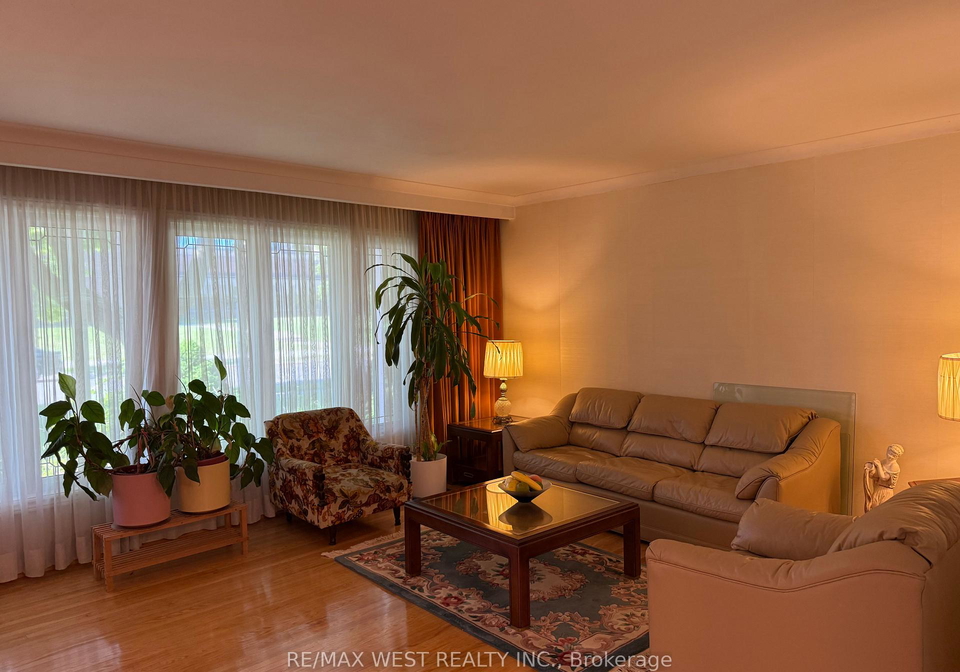51-winterton-drive-etobicoke-ontario-w13225522