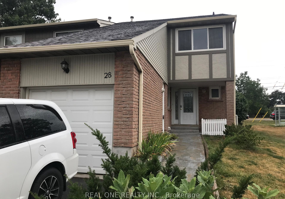 1580-lancaster-drive-oakville-ontario-w13225546