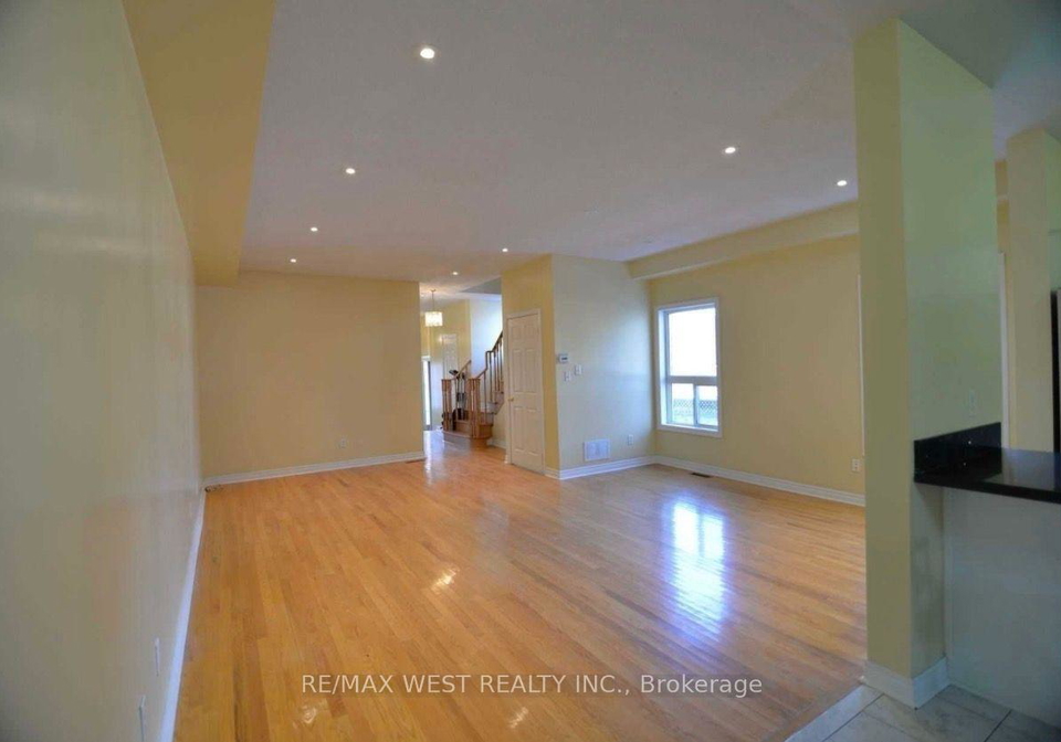 51-richwood-street-north-york-ontario-w13225648