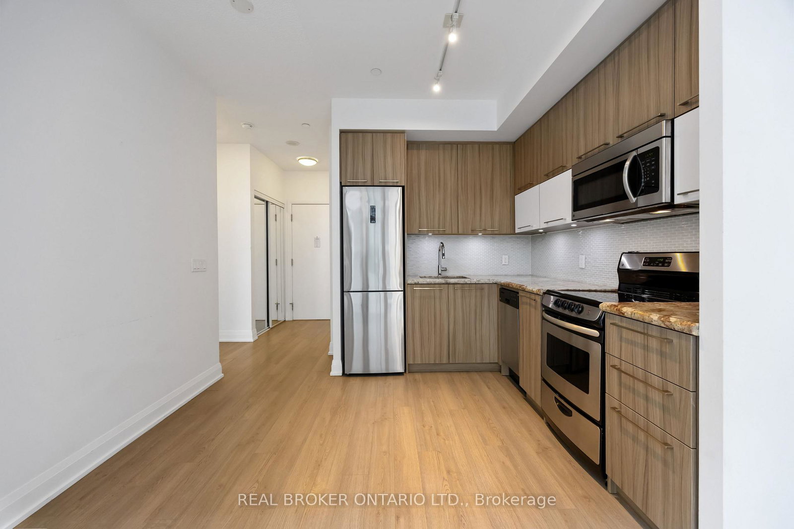 56-annie-craig-drive-etobicoke-ontario-w13225706