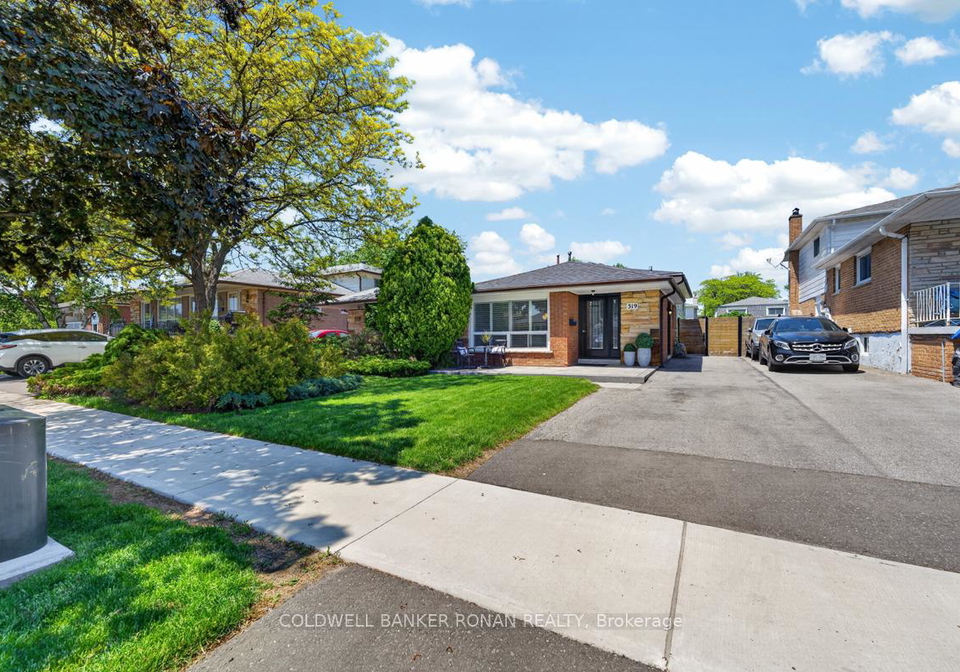 319-thrace-avenue-mississauga-ontario-w13225778