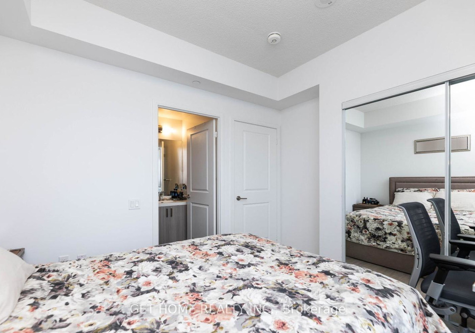 8-nahani-way-mississauga-ontario-w13225872