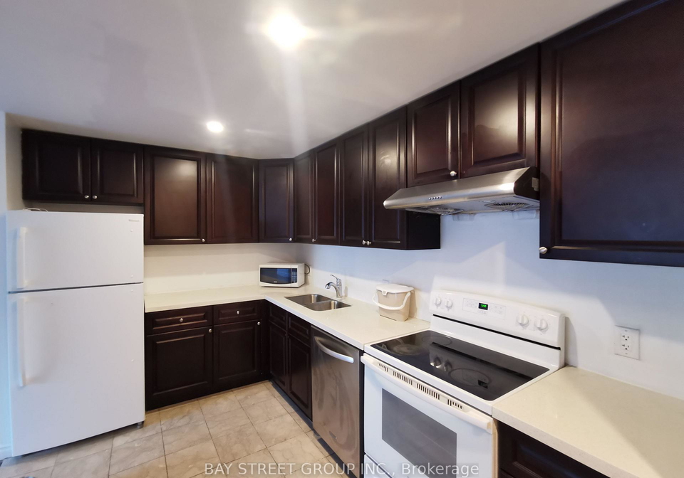 1546-jane-street-north-york-ontario-w13225902