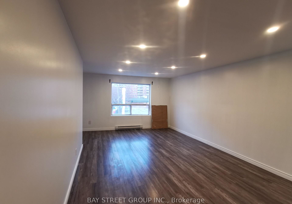 1546-jane-street-north-york-ontario-w13225902