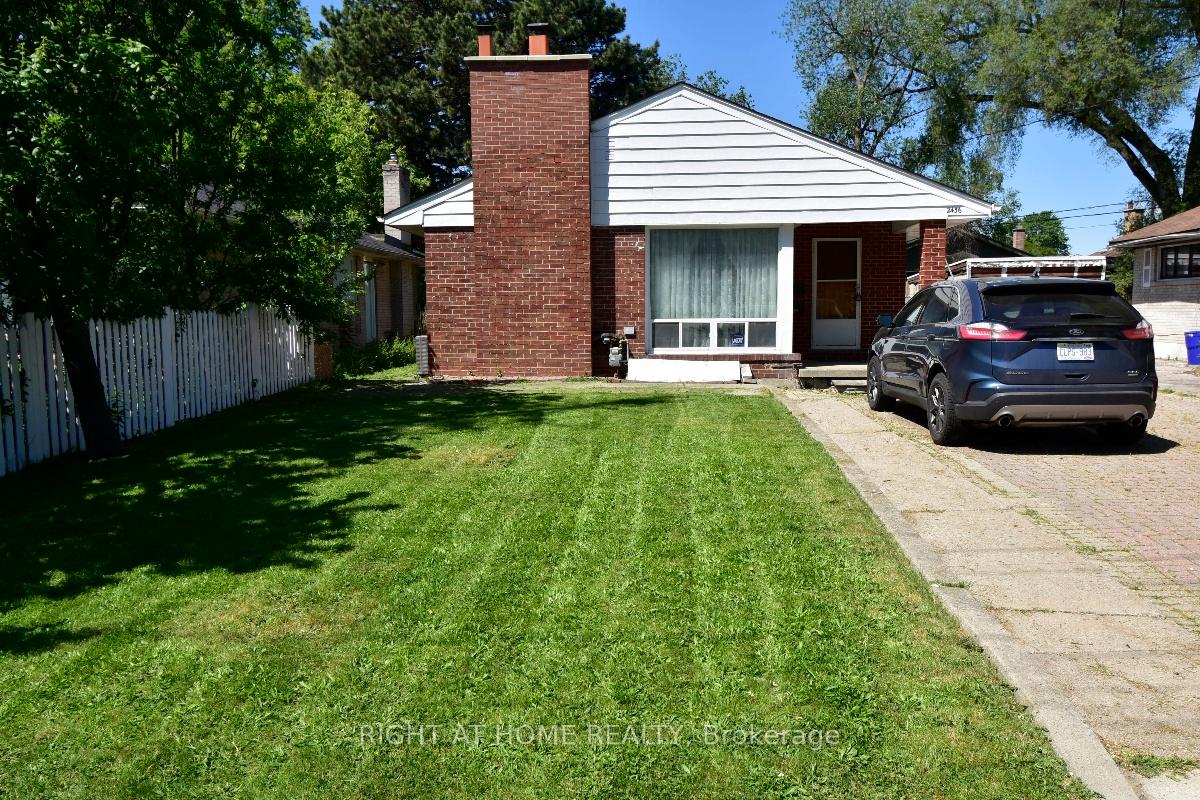 2436-islington-avenue-etobicoke-ontario-w13225980