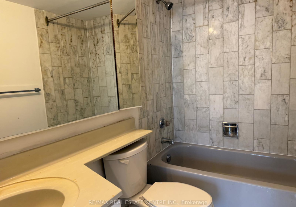 265-enfield-place-mississauga-ontario-w13226028