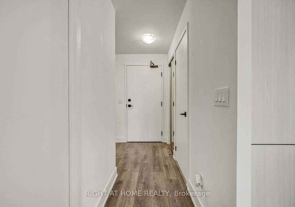 2481-taunton-road-oakville-ontario-w13226040
