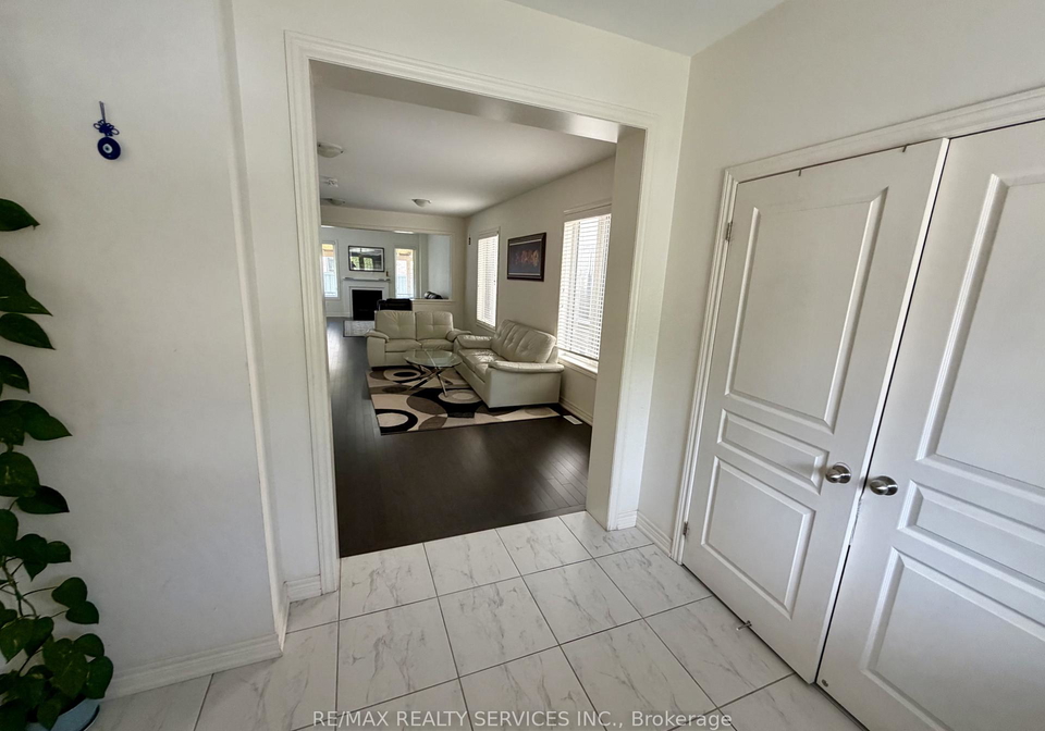 41-oconnor-crescent-brampton-ontario-w13226314