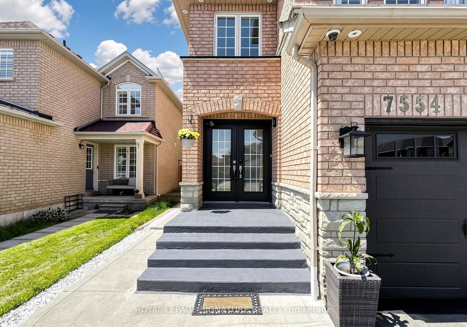 7554-black-walnut-trail-mississauga-ontario-w13226352
