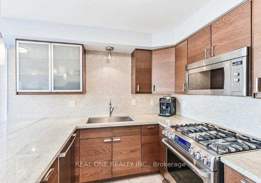 2380-guildstone-crescent-oakville-ontario-w13226866