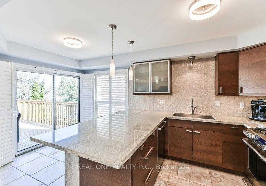 2380-guildstone-crescent-oakville-ontario-w13226866